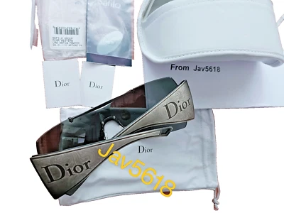 GAFAS DE SOL CHRISTIAN DIOR WESTERN ANTIGUO ESCUDO PELTRE PRADA, NUEVAS, RESPLANDECIENTES, DORADAS Foto 1 de 4