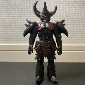 Ultraman Armored Darkness Sofubi Figure - Picture 1 of 6