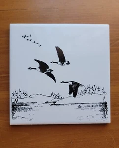 Tile Trivet Flying Canadiana Geese Black & White Wall Hanging 6" - Picture 1 of 10