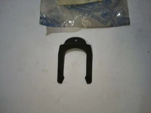 Fermo Serratura Bauletto Vespa PK XL N PX Piaggio 073260 - Imagen 1 de 1