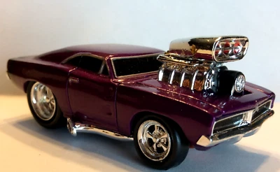 MUSCLE MACHINES 1969 DODGE CHARGER  R/T  1/64 69 CHARGER - Image 1 of 4