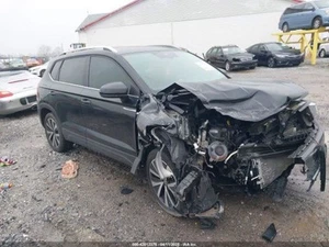Info-GPS-TV Screen 8" Display And Control Fits 18-23 ATLAS 440740 - Picture 1 of 12