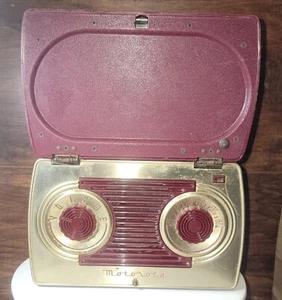 Vintage 1940s Motorola Portable Tube Radio Model 5A9M, Maroon Color - Picture 1 of 11