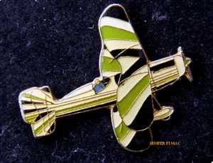 STARDUSTER LAPEL HAT PIN UP SPORT BIPLANE STOLP Aircraft WING PILOT CREW GIFT - Picture 1 of 24