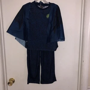 HOW TO TRAIN YOUR DRAGON  NIGHTFURY TOOTHLESS PAJAMAS With Wings NWT Med 8 - Picture 1 of 4
