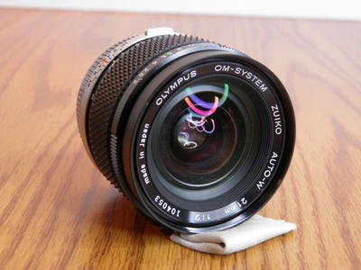 OLYMPUS OM-system 21MM f/2 ZUIKO Auto-W wide angle lens OM mount - Image 1 of 4