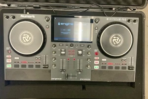 NUMARK MIXSTREAM PRO Double Deck WiFi DJ Controller Built-in Speakers Battery - Picture 1 of 8