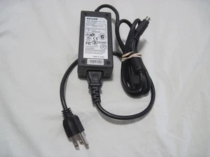 Cargador de fuente de alimentación adaptador de CA Rexon AC-005 salida múltiple 5 12 voltios 1,5 amperios - Imagen 1 de 10