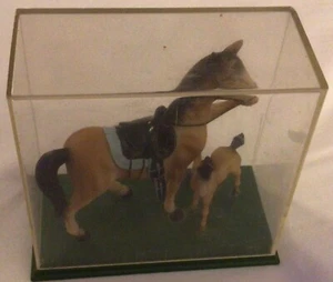 Figura de plástico Western Horse and Poal - Imagen 1 de 5