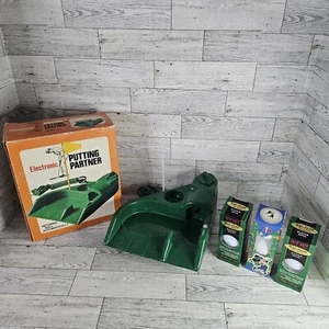 Oscar Jr. Electronic Putting Partner pallina da golf ritorno con 9 palline da golf nuove - Foto 1 di 12