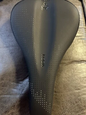 Selim WTB Koda trilho de aço médio enchimento médio 145x255mm (preto) - Imagem 1 de 2