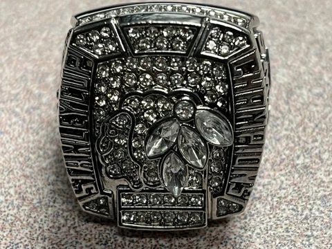 2010 CHICAGO BLACKHAWKS COMMEMORATIVE CHAMPIONSHIP RING SIZE 11 Cover