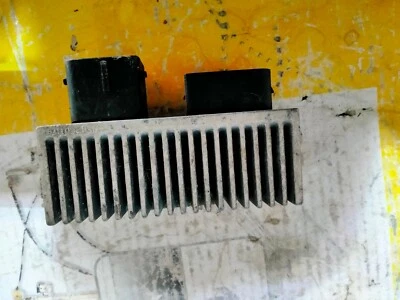 RENAULT MEGANE III SW 1.5 2013 CENTRALINA  CANDELETTE  8200558438-A - Immagine 1 di 3