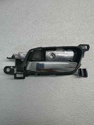 Honda Accord 2013 2017 manija de puerta interior trasera izquierda lado del conductor OEM 252292 Foto 1 de 4