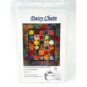 Daisy Chain Quilt Muster Swan Amity Studios, 37" x 42", Neu - Bild 1 von 1