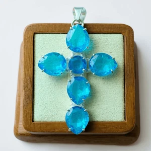 Único Collar Colgante Cruz Topacio Azul Suizo Grande Lágrima Facetada Boho Nuevo - Imagen 1 de 6