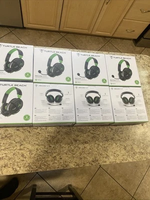 Turtle Beach Recon 50 Wired Stereo Gaming Headset Xbox Lot Of 8  Unopened - Image 1 of 4
