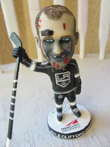 KYLE CLIFFORD SIGNED L.A. KINGS ZOMBIE BOBBLEHEAD (2017) Cover