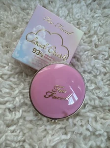 Too Faced Cloud Crush Blurring Blush in Candy Clouds .17 oz New in Box - Picture 1 of 4