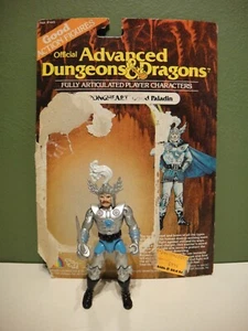 1983 - TSR Hobbies Dungeons & Dragons - Strongheart - Action Figure w Cardback - Picture 1 of 18