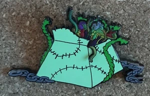 Disney Nightmare Before Christmas Oogie Boogies Bug Bag Surprise LE 1000 Pin - Picture 1 of 1