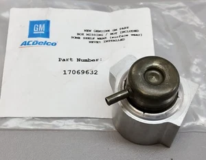 NEW GENUINE GM Fuel Pressure Regulator Fits 93-95 Corvette ZR-1 - Picture 1 of 6