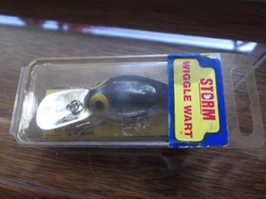 Antiguo Hecho en EE. UU. Pre Rapala Storm Wiggle Wart V-103 Plateado Negro Espalda - Imagen 1 de 3