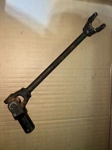 2000-2001 Polaris Magnum 325 OEM Front Propshaft Missing One Yoke 1380138 - Picture 1 of 3