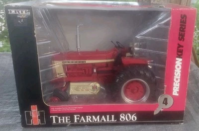 Ertl Precision Key Series Farmall 806  1:16 Scale  #14530  - Image 1 of 4