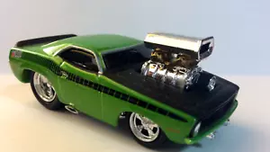MUSCLE MACHINES 1970 PLYMOUTH CUDA 1/64 -- 70 CUDA -- GREEN - Picture 1 of 4