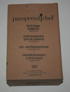Neu Pampered Chef SALZ- & PFEFFERMÜHLE SET 2412 klar Acrylmühlen Adjustab - Bild 1 von 1