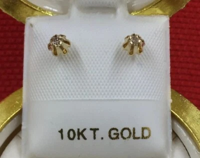 Zales 10K Solid Yellow Gold Natural Diamond Flower Stud Earrings NEW 2000 Ed. - Image 1 of 4