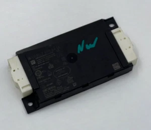 Mercedes-Benz W167 W177 Ignition Control Module A1679004616 - Picture 1 of 3