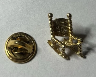 Mecedora JFK Solapa Pin Botón Tachuela Hecho para 1964 Campaña John F Kennedy Foto 1 de 2