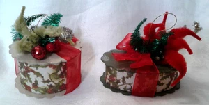 Vintage Set of 2 Wooden Christmas Gift Box Ornaments w/Chenille Arrangements - Picture 1 of 13