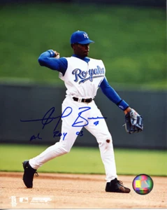 Angel Berroa ROY 2003 Autographed / Signed Throwing to First Kansas City Royals - Picture 1 of 1