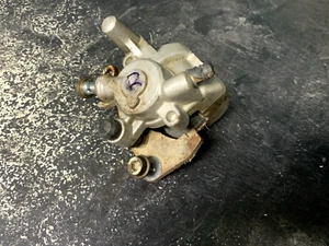 05-22 Suzuki Front Righ Caliper Assembly # 59100-31G00-999 King Quad 400 LT-F400 - Picture 1 of 5