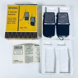 Vintage Pair of ROSS 4 Transistor Transceiver Model 7451A Walkie Talkies WORKING - Afbeelding 1 van 24