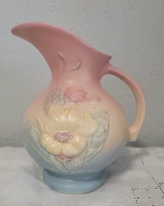 Vintage Hull Art Pottery Pitcher / Vase Matte Glaze Magnolia 1940's - Picture 1 of 12