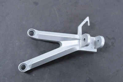 HYOSUNG 2007 GT650 COMET ESTRIBA TRASERA IZQUIERDA REPOSAPIÉS REPOSAPIÉS SOPORTE DE CLAVIJA Foto 1 de 4