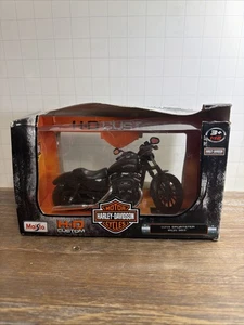 Maisto Hd Custom Harley Davidson 2014 Sportster Iron 883 - 32320- Die Cast 1:12 - Picture 1 of 10