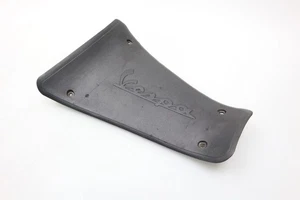 Coperchio copri batteria coperchio Piaggio Vespa GTS 125 250 300 310 - Foto 1 di 5