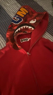 Sudadera con capucha Red Bape Foto 1 de 4