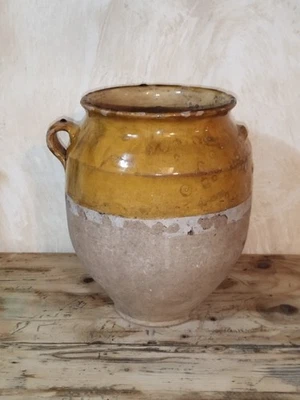 Ancien pot a confit terre cuite émaillé jaune Sud Ouest 19 ème - Photo 1/4