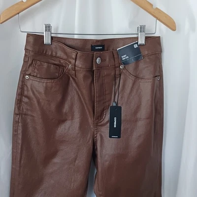 Pantalones ajustados de tiro alto Express de cuero sintético, marrón claro, talla 6 R, nuevos con etiquetas Foto 1 de 4