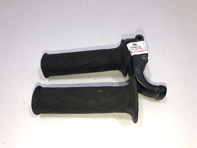 Manopole Guscio Gas Yamaha Fzs 600 Fazer 2002 2003 Manubrio Sterzo Manicotti - Immagine 1 di 4