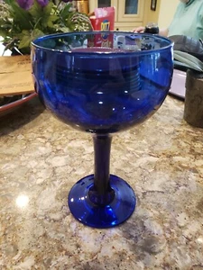 NUEVO VASO CARAMELO MARGARITA VINO AZUL COBALTO GIGANTE COPA 10" H X 6" W - Imagen 1 de 5