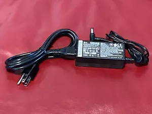 LG 40W 19V 2.1A ADS-45SN-19-3 AC/DC Power Adapter - Picture 1 of 4