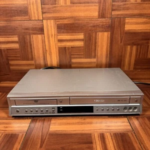Toshiba SD-V592 DVD/VCR Combo - No Remote - Tested Working - Picture 1 of 5