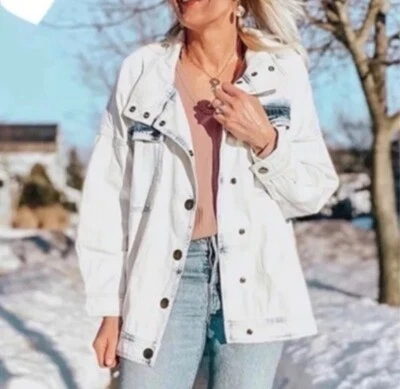 Cabi #5853 Button Oversized Wash Denim Jacket Womens Size S Casual Button Dolman - Image 1 of 4